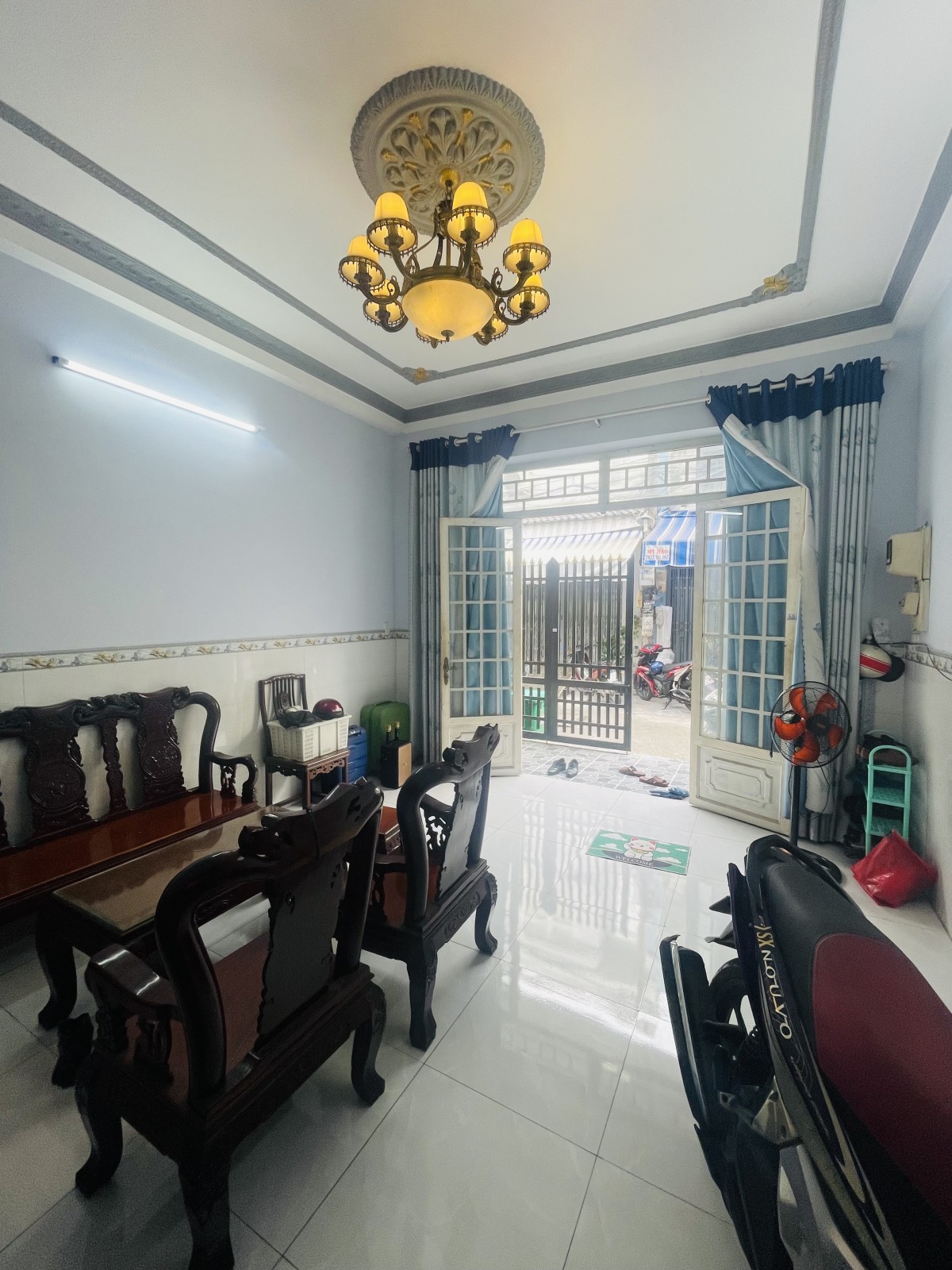 BÁN NHÀ 2 TẦNG, 130M2, NGÕ LÊ ĐÌNH CẨN, TÂN TẠO, BÌNH TÂN - GIÁ CHỈ 6.5 TỶ - SỔ HỒNG CHÍNH CHỦ - Ảnh 2